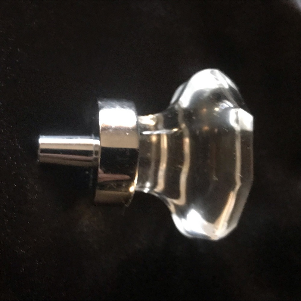 1 1/8” TOP KNOBS TK128PC CLEAR OCTAGON CRYSTAL KNOB w/ POLISHED CHROME BASE